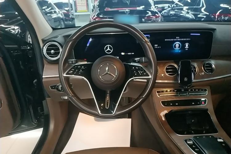 Used Mercedes-Benz E-Class New Energy 2022 E 350 e L Plug-in Hybrid Sedan Steering Wheel