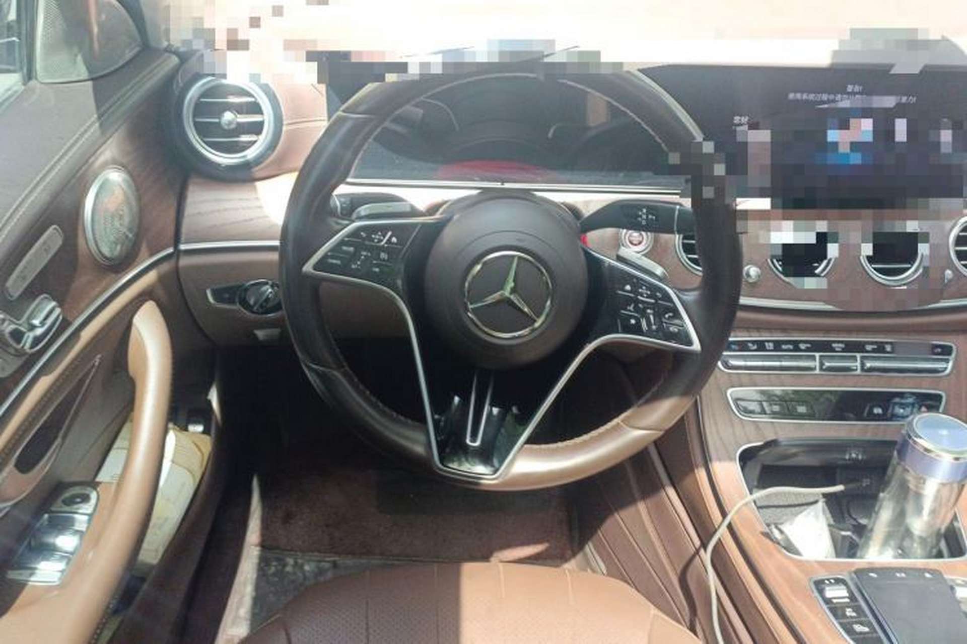 Used Mercedes-Benz E-Class New Energy 2022 Restyled E 350 e L Plug-in Hybrid Sedan Steering Wheel