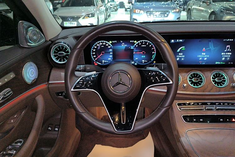 Used Mercedes-Benz E-Class New Energy 2022 Restyled E 350 e L Plug-in Hybrid Sedan Steering Wheel