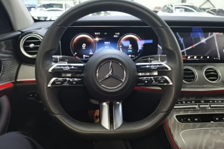 Used Mercedes-Benz E-Class New Energy 2022 Restyled E 350 e L Plug-in Hybrid Sports Sedan Steering Wheel