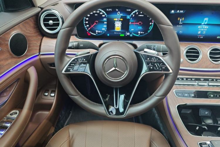 Used Mercedes-Benz E-Class New Energy 2022 Facelift E 350 e L Plug-in Hybrid Sedan Steering Wheel
