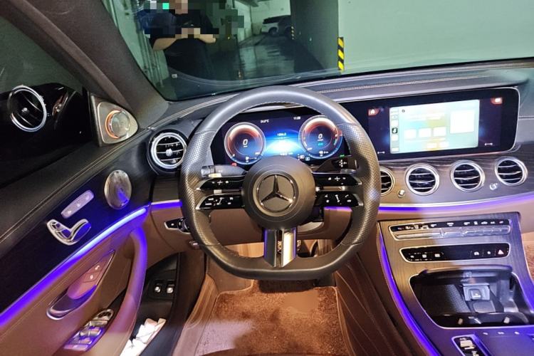 Used Mercedes-Benz E-Class New Energy 2022 Restyled E 350 e L Plug-in Hybrid Sports Sedan Steering Wheel