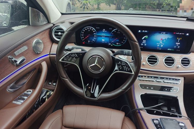 Used Mercedes-Benz E-Class New Energy 2022 Second Facelift E 350 e L Plug-in Hybrid Sedan Steering Wheel