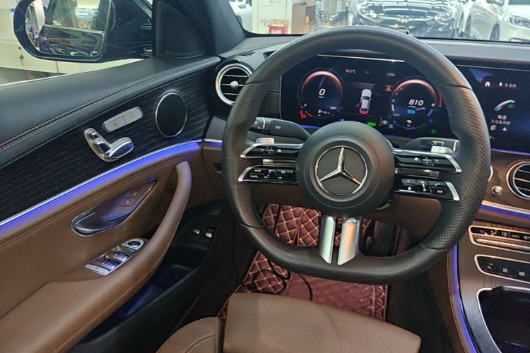 Used Mercedes-Benz E-Class New Energy 2022 Restyled E 350 e L Plug-in Hybrid Sports Sedan Steering Wheel