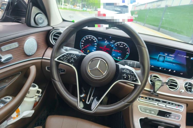 Used Mercedes-Benz E-Class New Energy 2022 Second Facelift E 350 e L Plug-in Hybrid Sedan Steering Wheel
