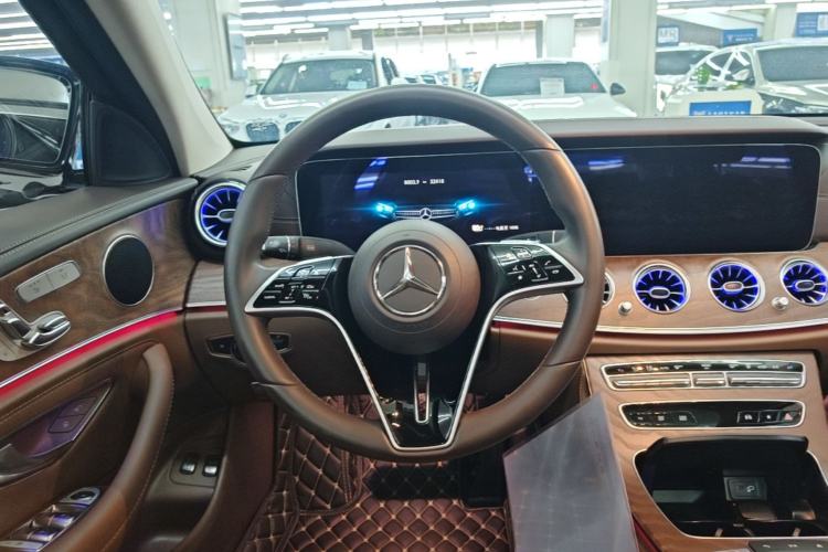 Used Mercedes-Benz E-Class New Energy 2022 Facelift E 350 e L Plug-in Hybrid Sedan Steering Wheel
