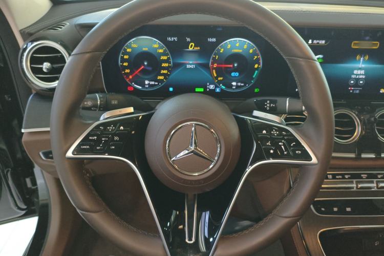Used Mercedes-Benz E-Class New Energy 2022 Restyled E 350 e L Plug-in Hybrid Sedan Steering Wheel