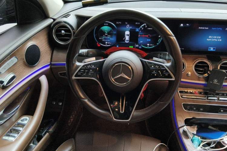 Used Mercedes-Benz E-Class New Energy 2022 Second Facelift E 350 e L Plug-in Hybrid Sedan Steering Wheel