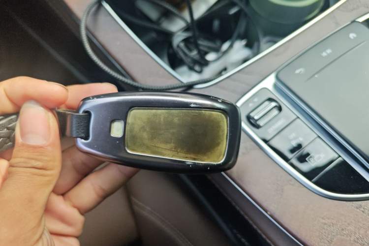 Used Mercedes-Benz E-Class New Energy 2022 Facelift E 350 e L Plug-in Hybrid Sedan Vehicle Key