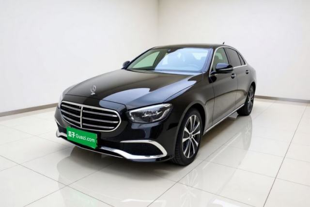 Ojetý Mercedes-Benz E-Class New Energy 2022 Facelift E 350 e L Plug-in Hybrid Sedan