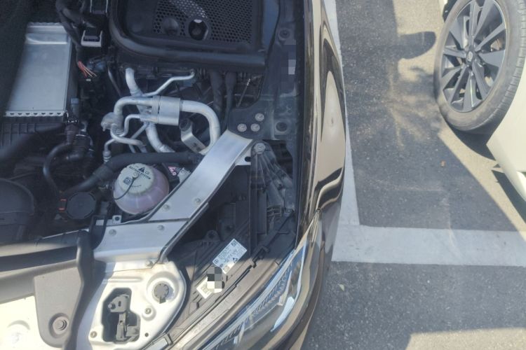 Used Mercedes-Benz E-Class New Energy 2022 Restyled E 350 e L Plug-in Hybrid Sports Sedan Engine Bay Left