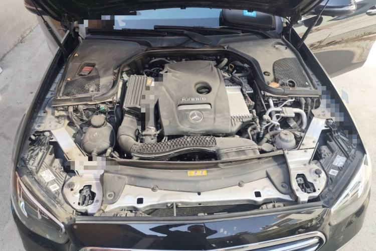 Used Mercedes-Benz E-Class New Energy 2022 Restyled E 350 e L Plug-in Hybrid Sports Sedan Engine Bay