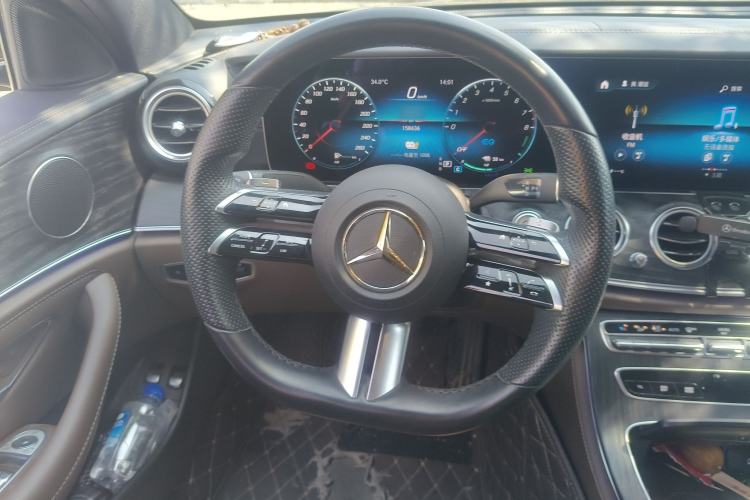 Used Mercedes-Benz E-Class New Energy 2022 Restyled E 350 e L Plug-in Hybrid Sports Sedan Steering Wheel