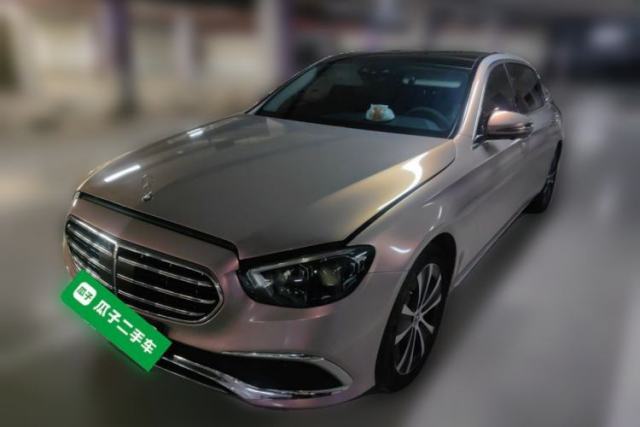 Mercedes-Benz E-Class New Energy 2022 E 350 e L Plug-in Hybrid Sedan usado