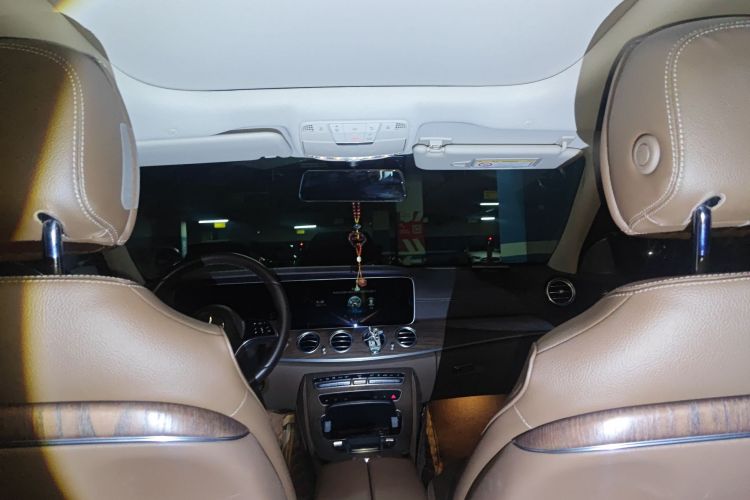 Used Mercedes-Benz E-Class New Energy 2022 Restyled E 350 e L Plug-in Hybrid Sedan Headliner