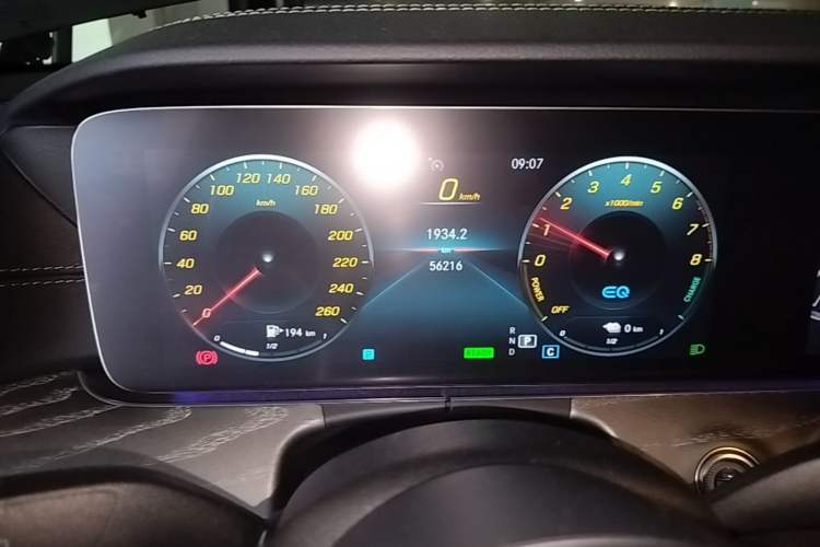 Used Mercedes-Benz E-Class New Energy 2022 Restyled E 350 e L Plug-in Hybrid Sports Sedan Instrument Cluster