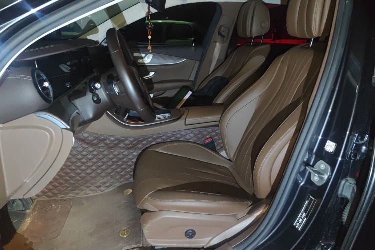 Used Mercedes-Benz E-Class New Energy 2022 Restyled E 350 e L Plug-in Hybrid Sedan Left Front Seat
