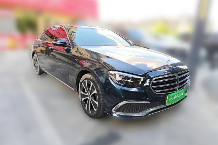 Used Mercedes-Benz E-Class New Energy 2022 E 350 e L Plug-in Hybrid Sedan Front Right 45 Deg