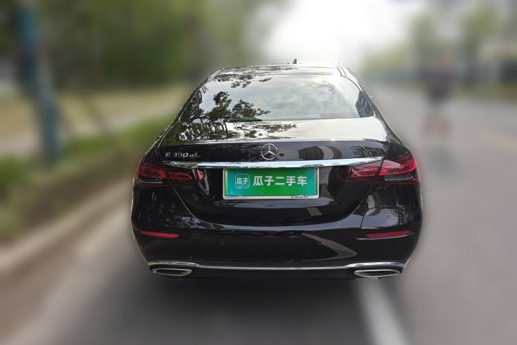 Used Mercedes-Benz E-Class New Energy 2022 E 350 e L Plug-in Hybrid Sedan Rear