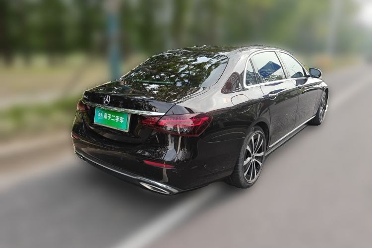 Used Mercedes-Benz E-Class New Energy 2022 E 350 e L Plug-in Hybrid Sedan Rear Right 45 Deg