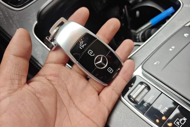 Used Mercedes-Benz E-Class New Energy 2022 E 350 e L Plug-in Hybrid Sedan Vehicle Key