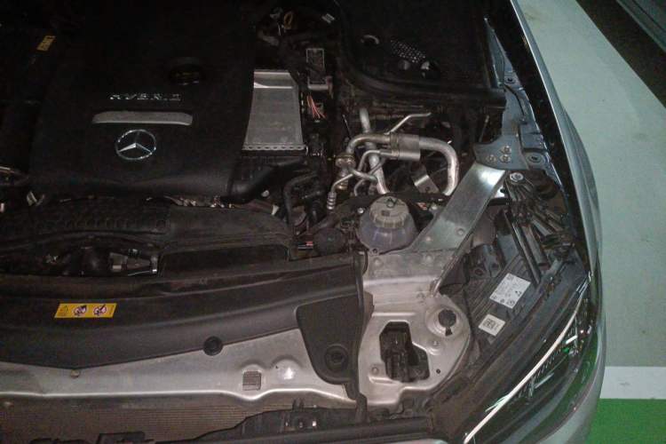 Used Mercedes-Benz E-Class New Energy 2022 Restyled E 350 e L Plug-in Hybrid Sports Sedan Engine Bay Left
