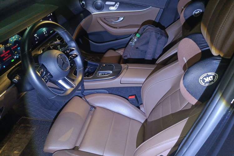 Used Mercedes-Benz E-Class New Energy 2022 Restyled E 350 e L Plug-in Hybrid Sports Sedan Left Front Seat
