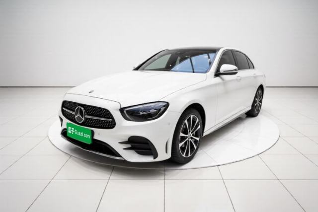 Ojetý Mercedes-Benz E-Class New Energy 2022 Restyled E 350 e L Plug-in Hybrid Sports Sedan