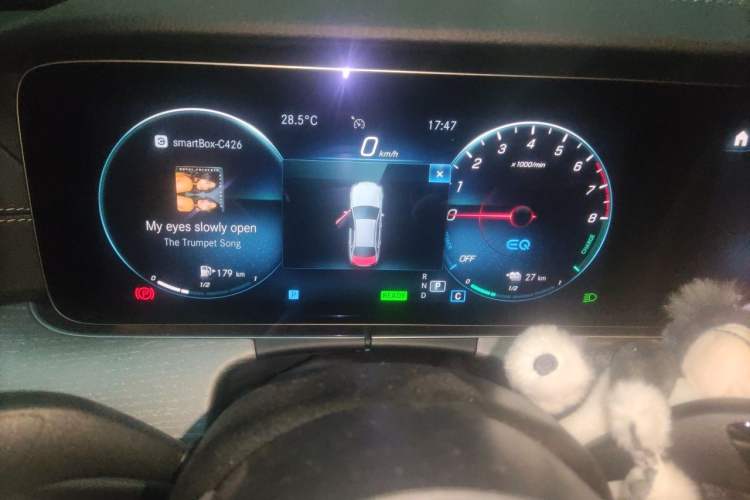 Used Mercedes-Benz E-Class New Energy 2022 Second Facelift E 350 e L Plug-in Hybrid Sedan Instrument Cluster
