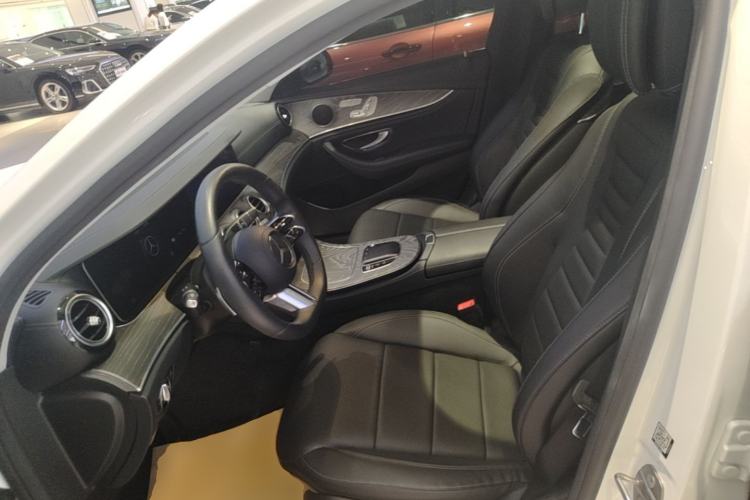 Used Mercedes-Benz E-Class New Energy 2022 Restyled E 350 e L Plug-in Hybrid Sports Sedan Left Front Seat