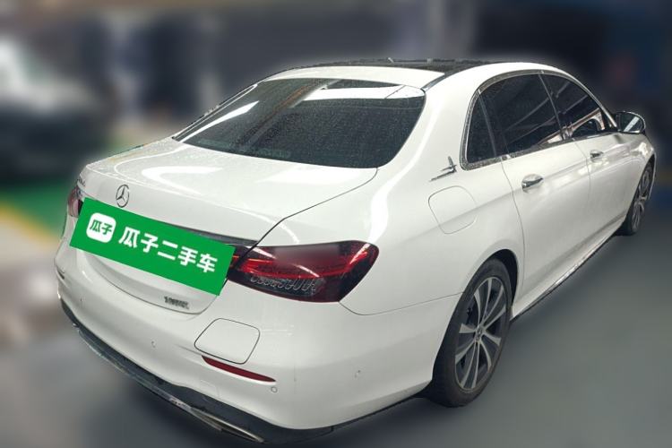 Used Mercedes-Benz E-Class New Energy 2022 Facelift E 350 e L Plug-in Hybrid Sedan Rear Right 45 Deg