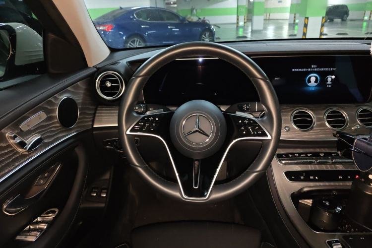 Used Mercedes-Benz E-Class New Energy 2022 E 350 e L Plug-in Hybrid Sedan Steering Wheel