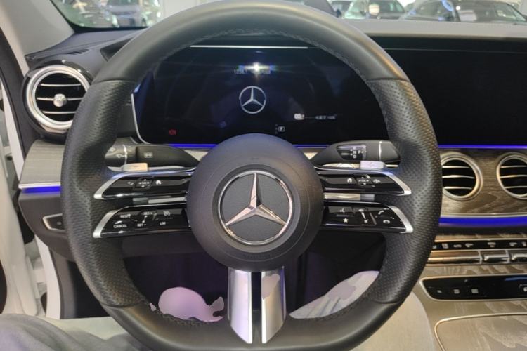 Used Mercedes-Benz E-Class New Energy 2022 Restyled E 350 e L Plug-in Hybrid Sports Sedan Steering Wheel