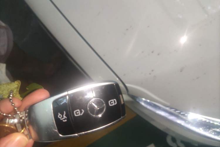 Used Mercedes-Benz E-Class New Energy 2022 Second Facelift E 350 e L Plug-in Hybrid Sedan Vehicle Key