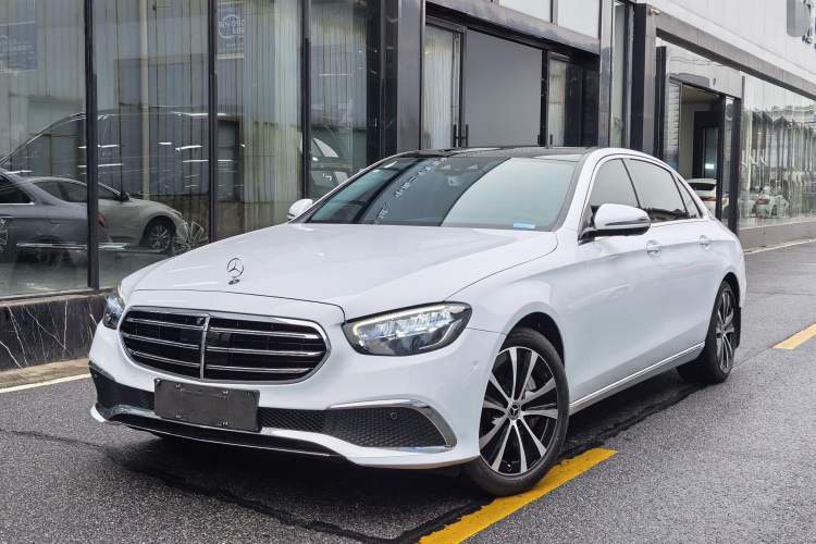 Used Mercedes-Benz E-Class New Energy 2022 Restyled E 350 e L Plug-in Hybrid Sedan Guazi used car, China used car export, Used car for sale, Used cars, Cheapest cars for sale