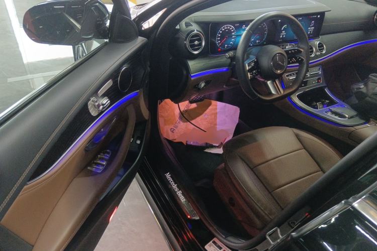 Used Mercedes-Benz E-Class New Energy 2023 E 350 e L Plug-in Hybrid Sports Sedan Driver Seat
