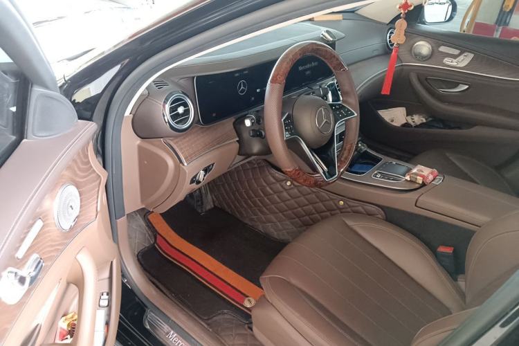 Used Mercedes-Benz E-Class New Energy 2023 E 350 e L Plug-in Hybrid Sedan Driver Seat