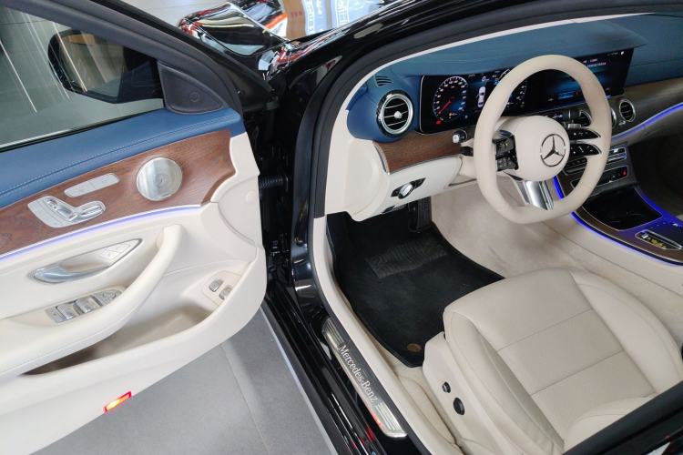 Used Mercedes-Benz E-Class New Energy 2023 E 350 e L Plug-in Hybrid Sports Sedan Driver Seat