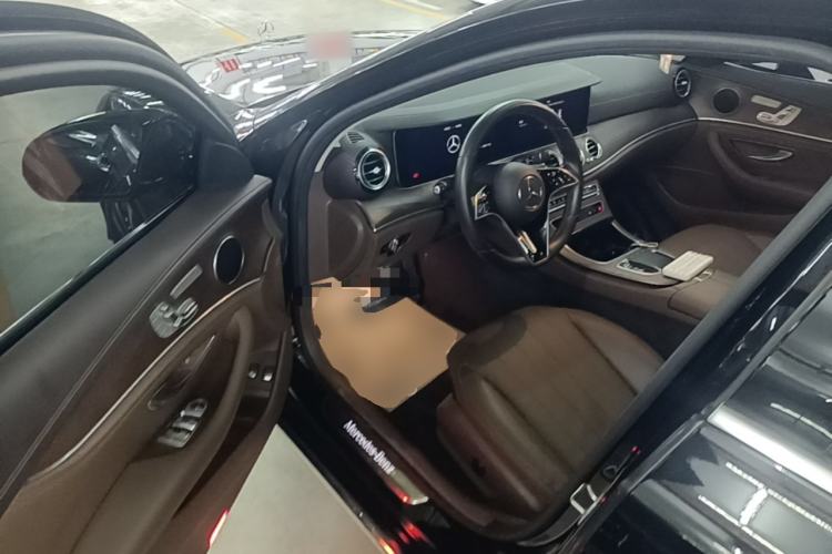 Used Mercedes-Benz E-Class New Energy 2023 E 350 e L Plug-in Hybrid Sedan Driver Seat