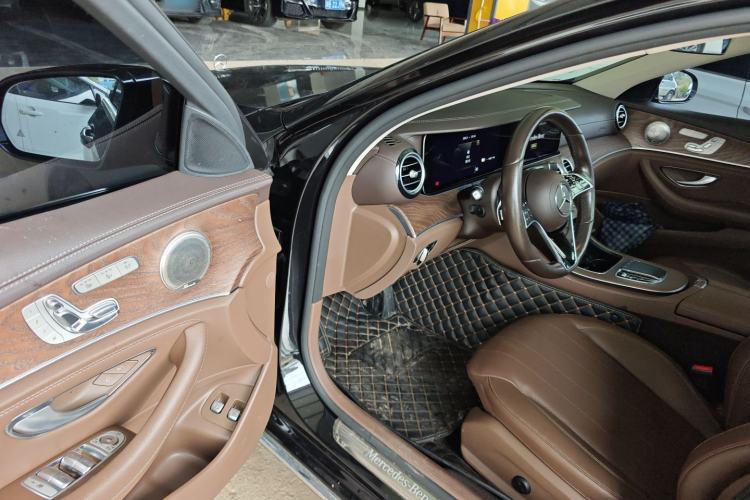 Used Mercedes-Benz E-Class New Energy 2023 E 350 e L Plug-in Hybrid Sedan Driver Seat