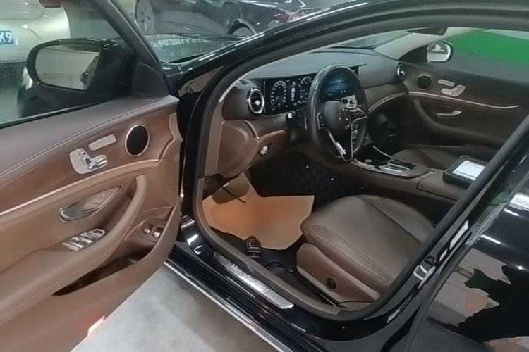 Used Mercedes-Benz E-Class New Energy 2023 E 350 e L Plug-in Hybrid Sedan Driver Seat