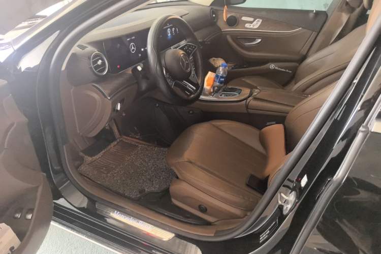 Used Mercedes-Benz E-Class New Energy 2023 E 350 e L Plug-in Hybrid Sedan Driver Seat