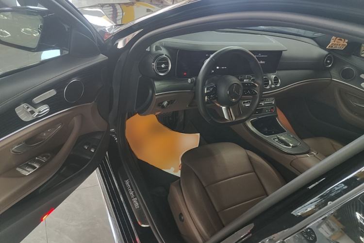 Used Mercedes-Benz E-Class New Energy 2023 E 350 e L Plug-in Hybrid Sports Sedan Driver Seat