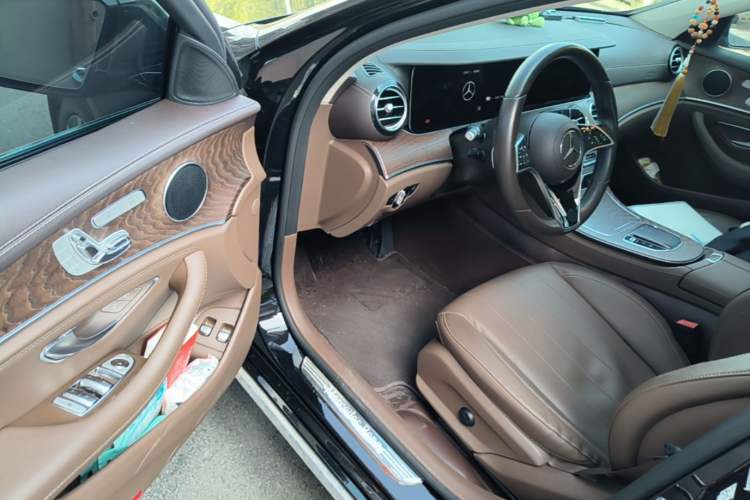 Used Mercedes-Benz E-Class New Energy 2023 E 350 e L Plug-in Hybrid Sedan Driver Seat