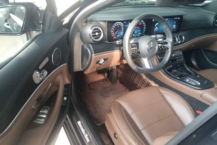 Used Mercedes-Benz E-Class New Energy 2023 E 350 e L Plug-in Hybrid Sports Sedan Driver Seat