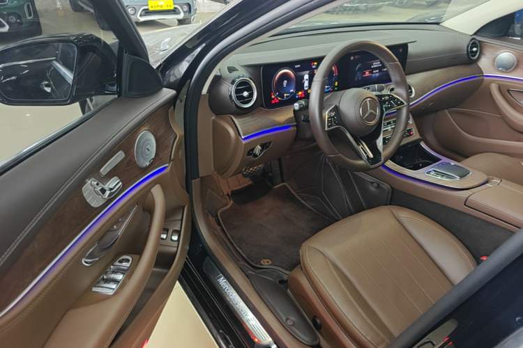 Used Mercedes-Benz E-Class New Energy 2023 E 350 e L Plug-in Hybrid Sedan Driver Seat