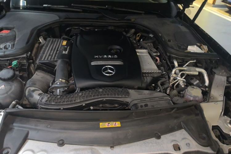 Used Mercedes-Benz E-Class New Energy 2023 E 350 e L Plug-in Hybrid Sedan Engine Bay