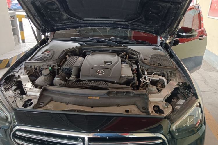 Used Mercedes-Benz E-Class New Energy 2023 E 350 e L Plug-in Hybrid Sedan Engine Bay