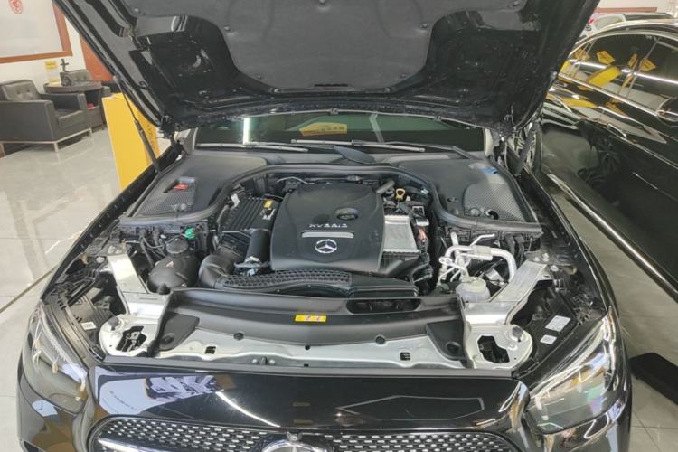 Used Mercedes-Benz E-Class New Energy 2023 E 350 e L Plug-in Hybrid Sports Sedan Engine Bay