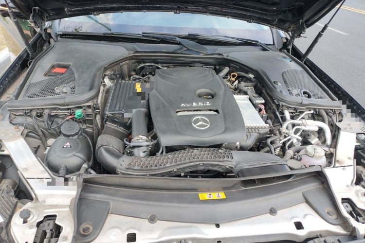 Used Mercedes-Benz E-Class New Energy 2023 E 350 e L Plug-in Hybrid Sedan Engine Bay